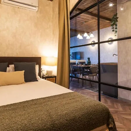 Apartment Central 2br Marques By Lovelystay