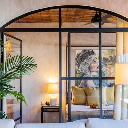 Apartment Central 2br Marques By Lovelystay
