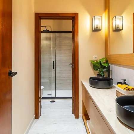 Central 2br Marques By Lovelystay *